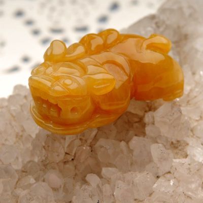廠家年底清倉！純天然黃玉貔貅掛墜（編號24432）鑒賞與選購指南